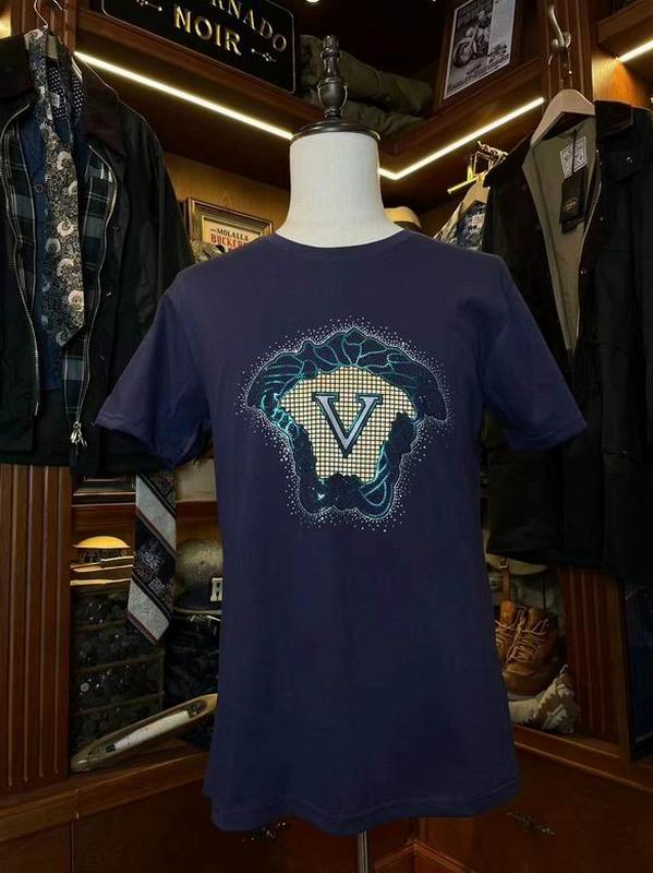 Versace Men's T-shirts 485